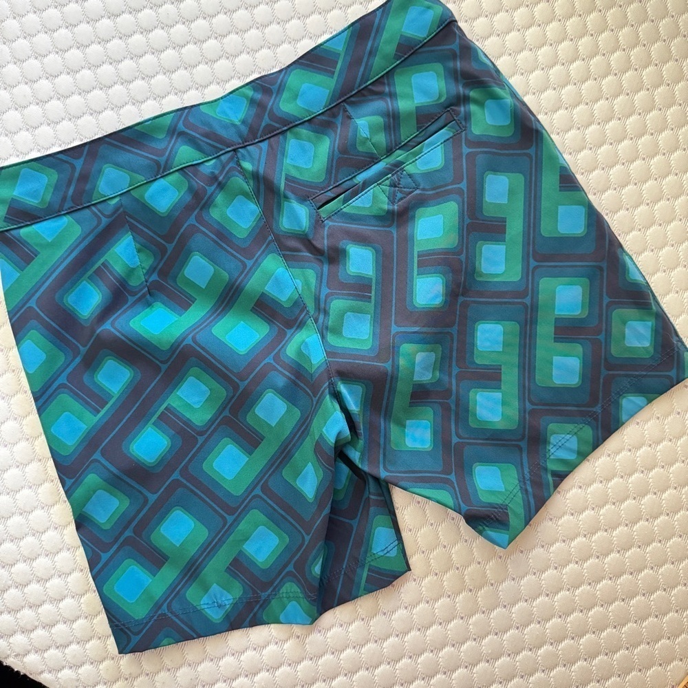 NWT 2025 Mr Turk Honolulu Board Shorts Size 28 - Picture 3 of 4